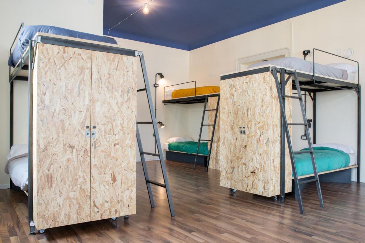 Controvento Hostel ตรีเอสเต ภายนอก รูปภาพ