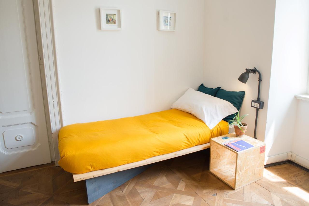 Controvento Hostel ตรีเอสเต ภายนอก รูปภาพ
